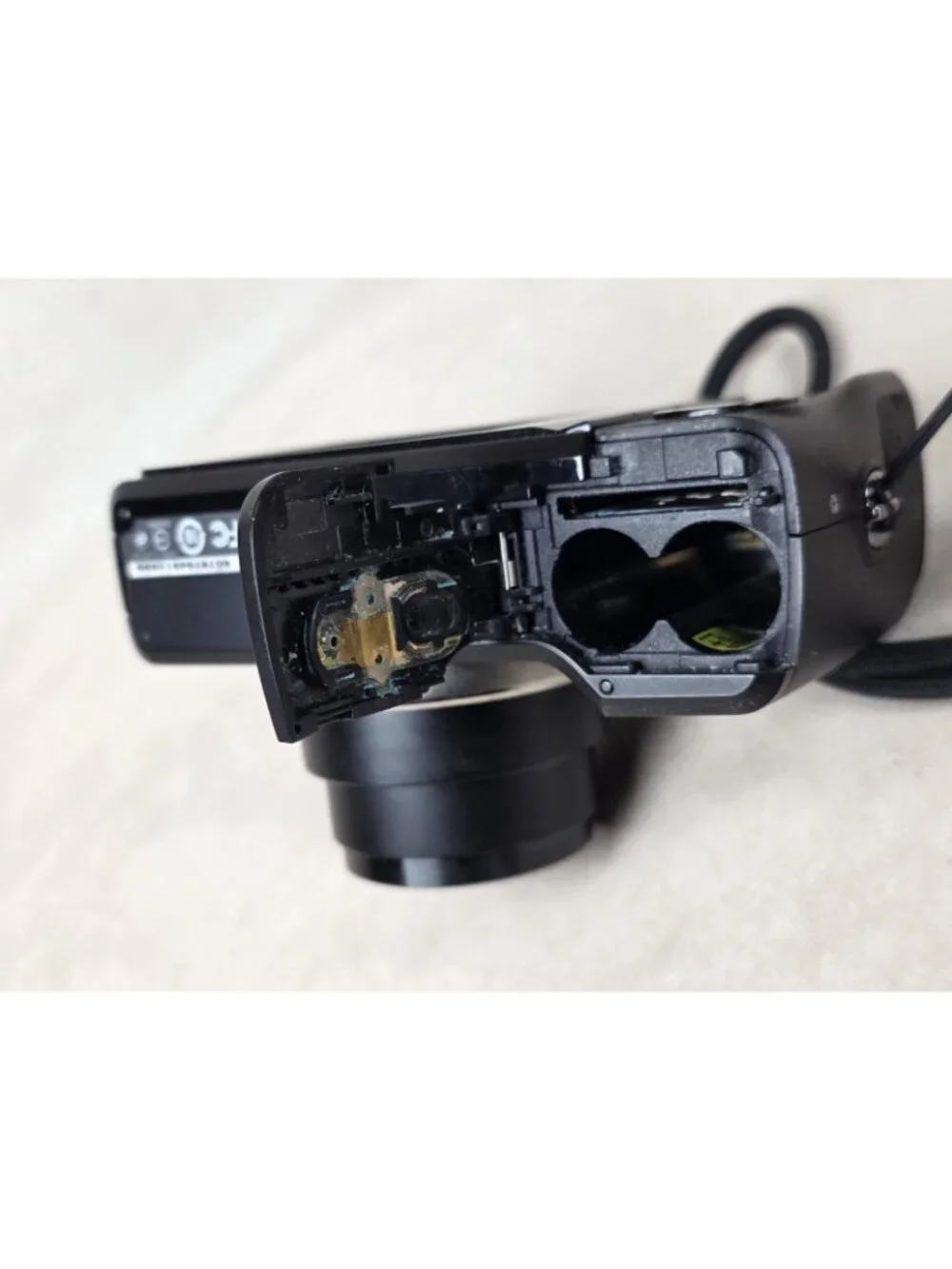 Kodak EasyShare Z915 Digital Camera Black 10X Optical Zoom Lens / For Parts